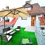 Daire Spacious With A Large Terrace